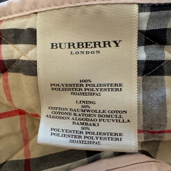 Rare BURBERRY light pink quilted jacket. - Picture 4 of 10